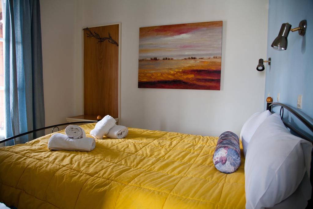ספצס Theo Studios & Apartments חדר תמונה