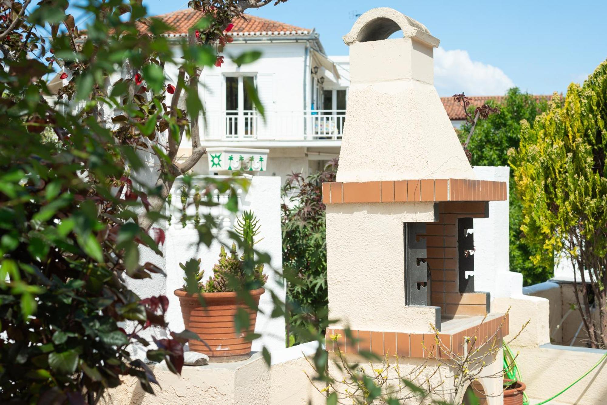 ספצס Theo Studios & Apartments מראה חיצוני תמונה