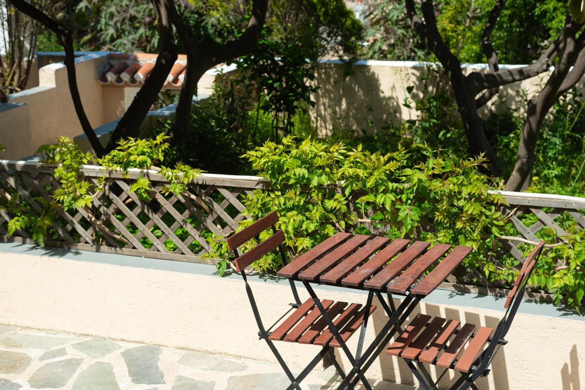 ספצס Theo Studios & Apartments מראה חיצוני תמונה