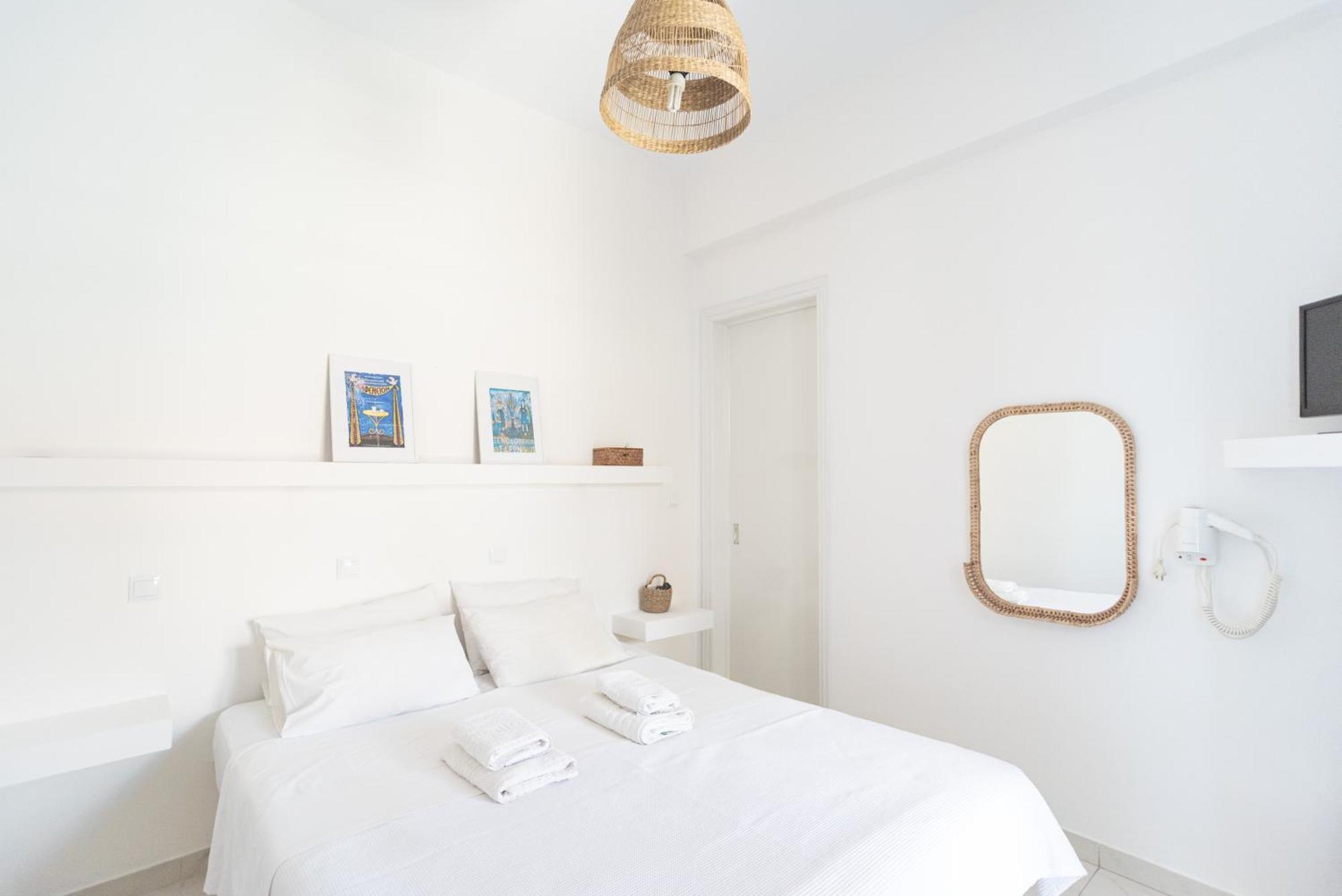 ספצס Theo Studios & Apartments מראה חיצוני תמונה