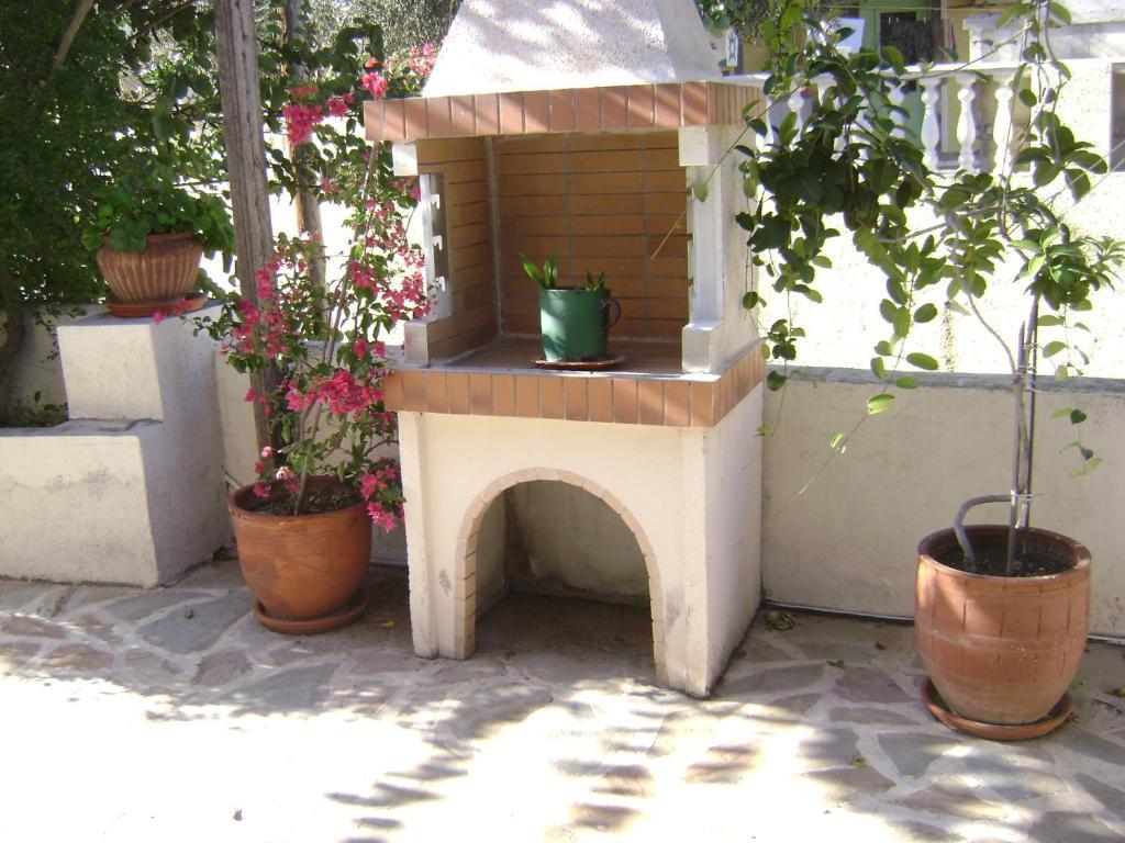 ספצס Theo Studios & Apartments מראה חיצוני תמונה