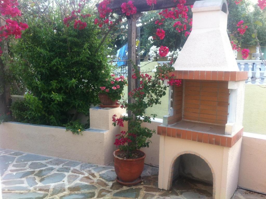 ספצס Theo Studios & Apartments מראה חיצוני תמונה