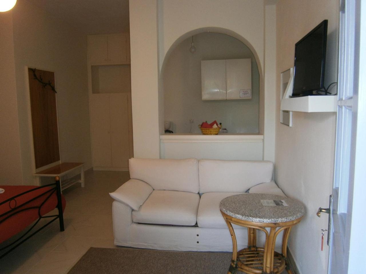 ספצס Theo Studios & Apartments מראה חיצוני תמונה